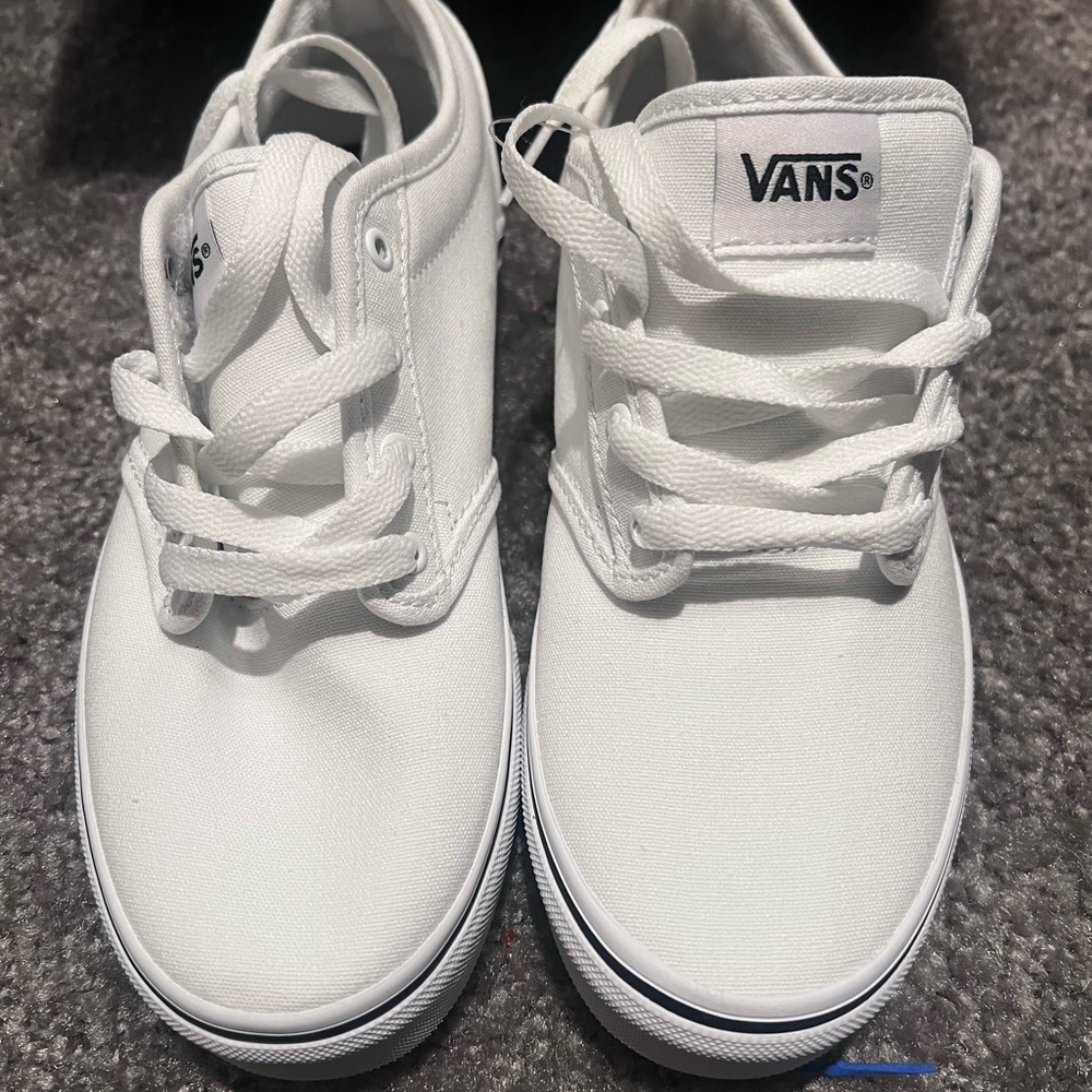 Atwood sidewalk streak white vans size 4 boys